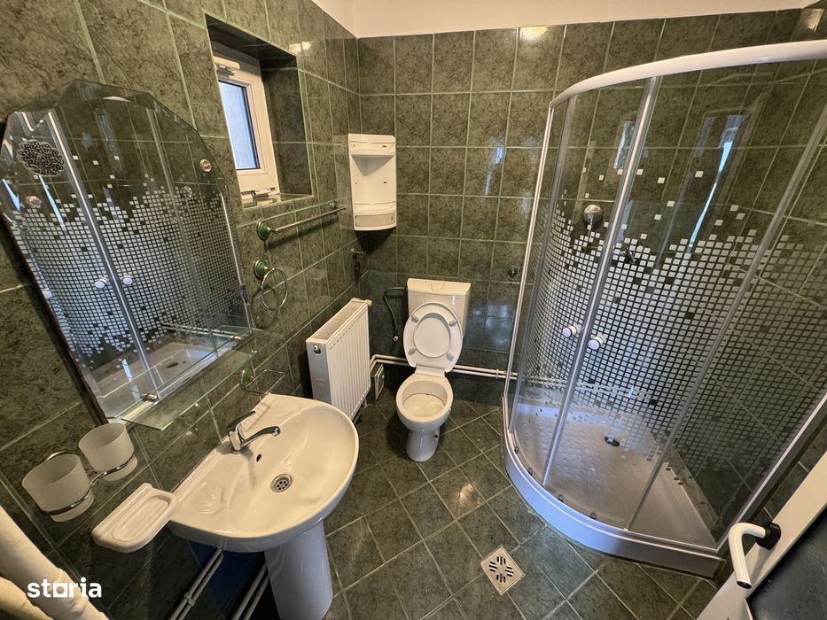 Casă 120 mp + casă 49 mp, teren 640 mp, deschidere 15 ml, Calea Dobrog