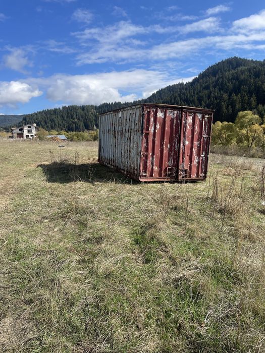 фургон за битови нужди