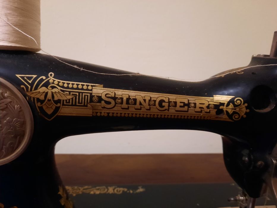 Masina de cusut singer