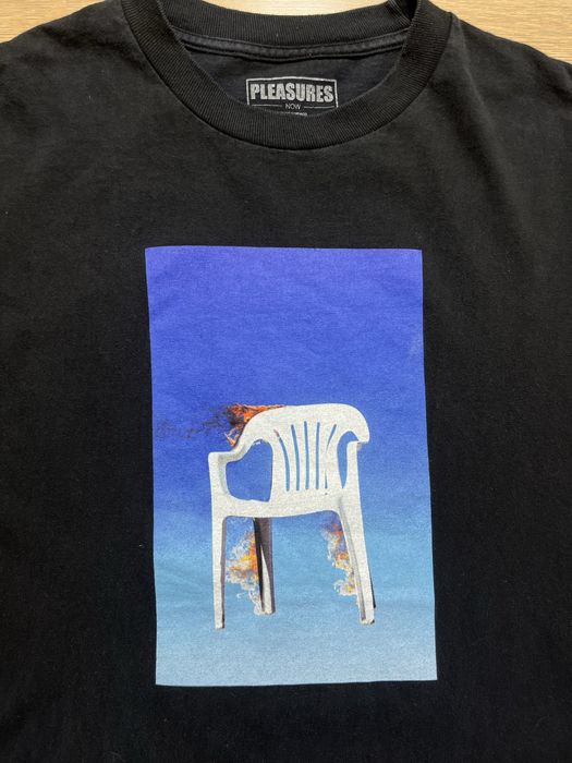 Pleasures,Huf  размер М