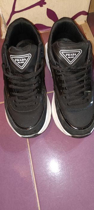 Дамски маратонки