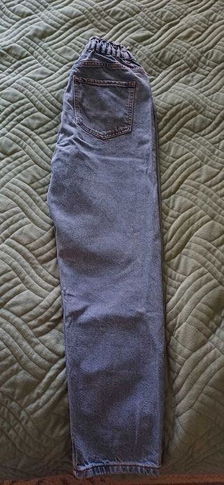 Разгрузка гардероба.