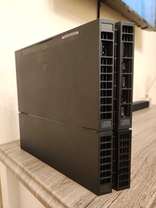 PlayStation 4 (PS4) 500GB - Modat, Complet functional