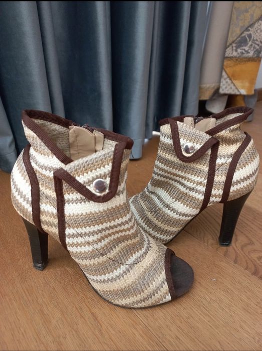 Sandale de vară elegante