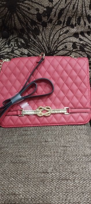 Дамска чанта ...