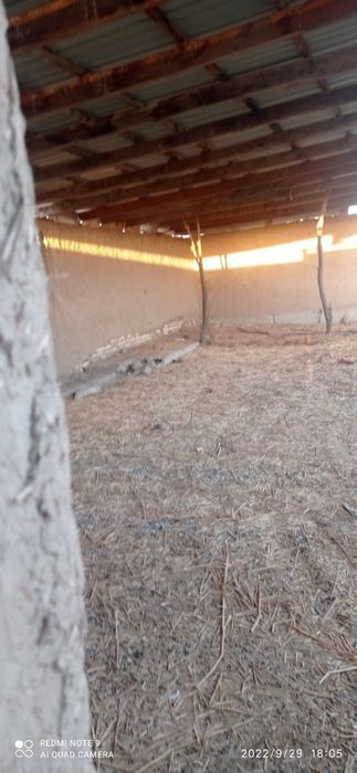 Тез ва келишилган нархда ховли сотилади Коровулбозорда