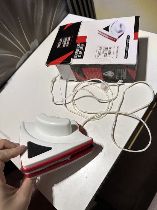 Стеколоочиститель