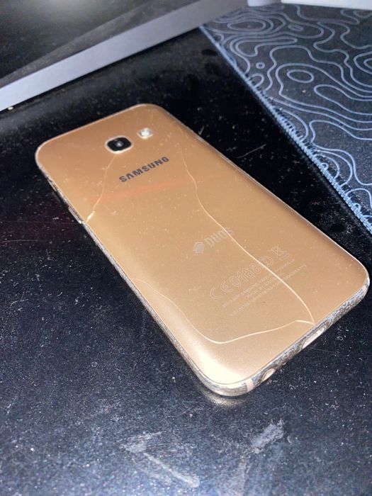 Продам Samsung A3 2017