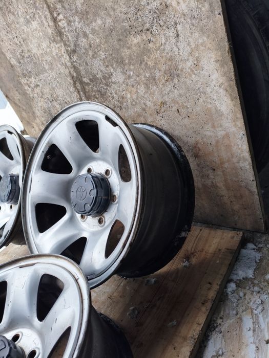 Диски R16 / 6x139.7 Toyota