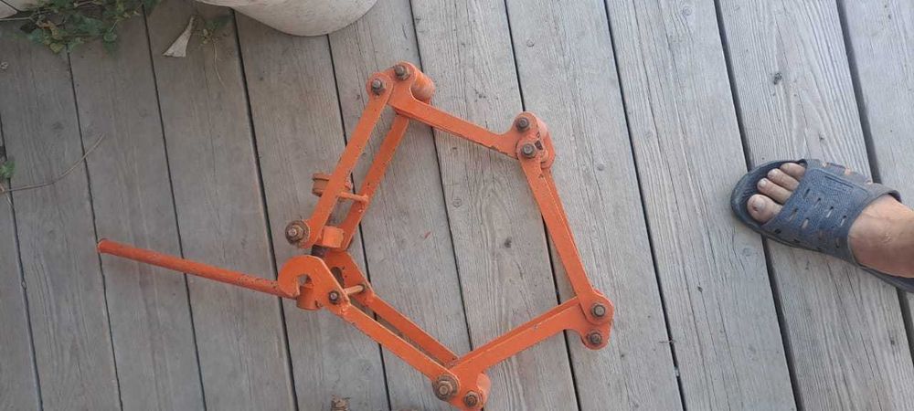 Задвижка,теплообменник,центраторы