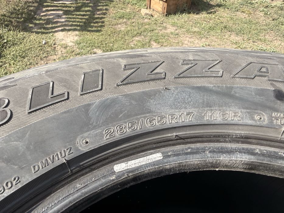 Bridgestone зимние 285/65/17
