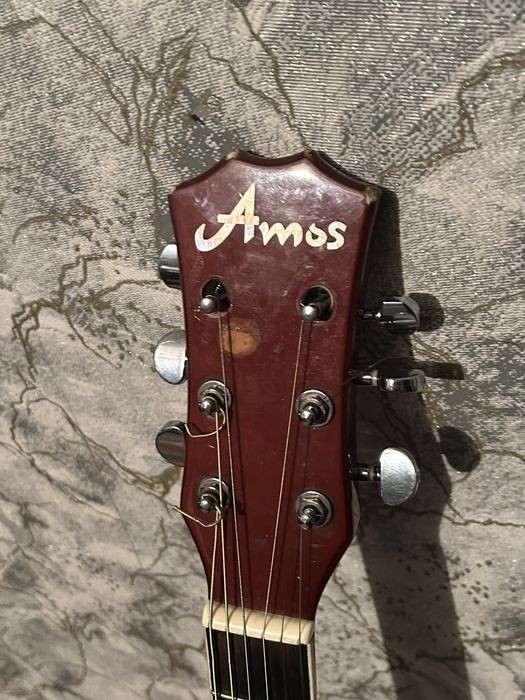 Обменяю свою гитару