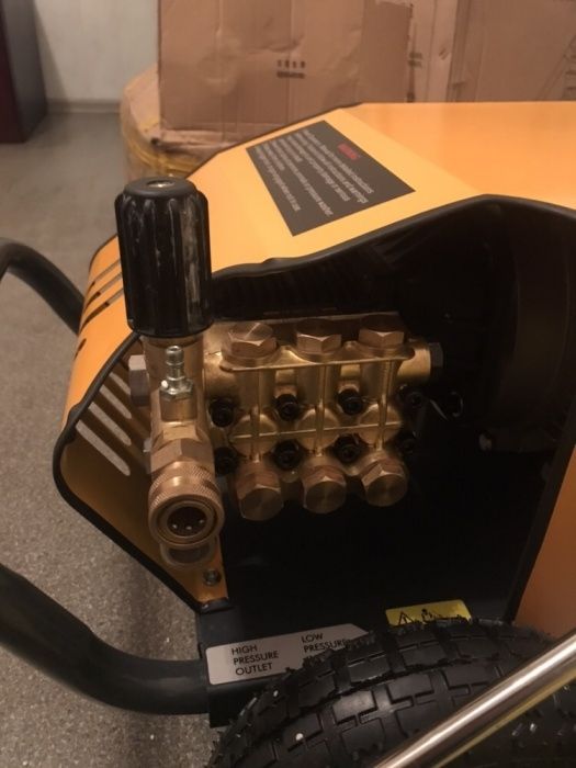 Карчер автомойка оригинал Labeta 220 Бар