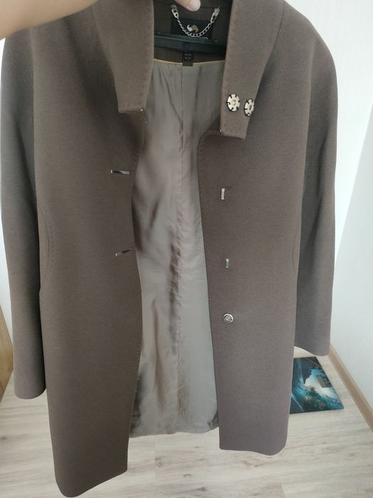 Продам осенее/весенее пальто