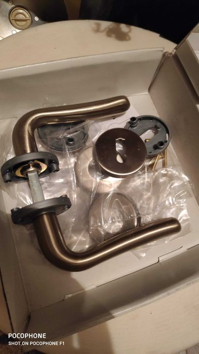 Vand clante de usi noi in cutie inox