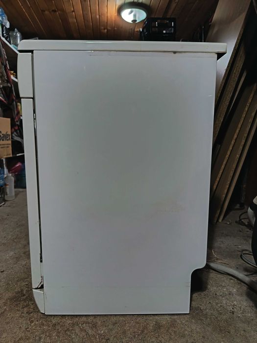 Съдомиялна Whirlpool