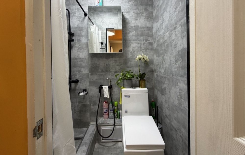 Метро Ойбек, 28кв², 1/4/4, ипотека, евроремонт, (Шерали  116652)