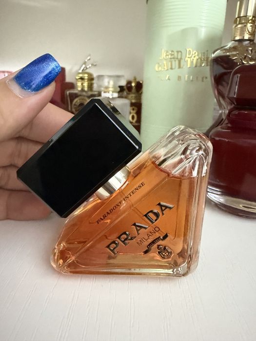 Givenchy rouge, Prada paradoxe, Francisk Kurkdjan