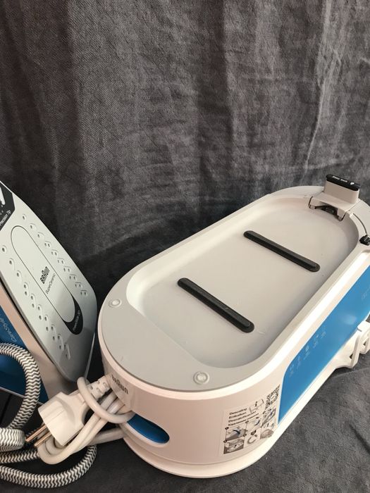 Парогенератор Braun Carestyle