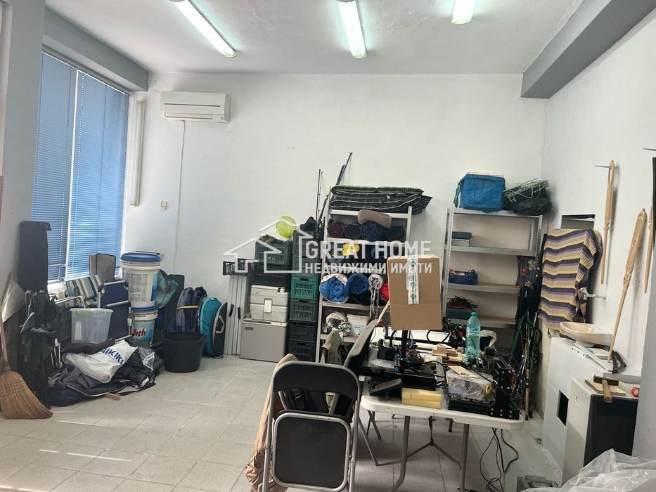 Дава се под наем Магазин в Търговище, Център - 35 кв.м за 433.5 € - Снимка #3