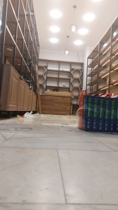 Dokon uchun Mebil soatiladi