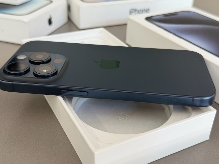 I phone 15 pro.128гб.blue.пълен комплект.като нов.