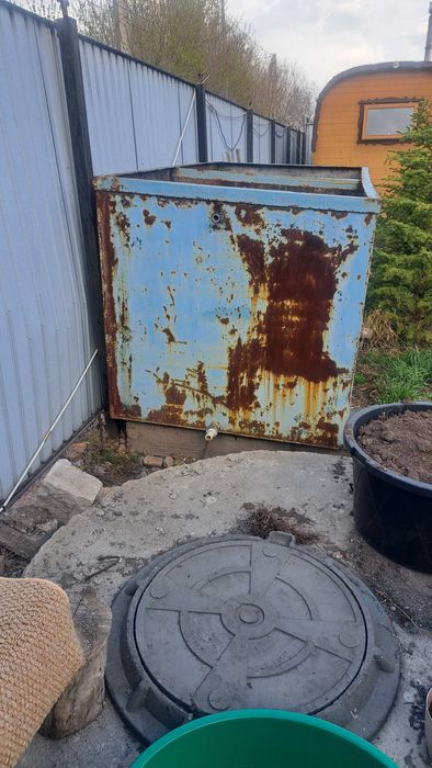 Емкость под воду  . Бак