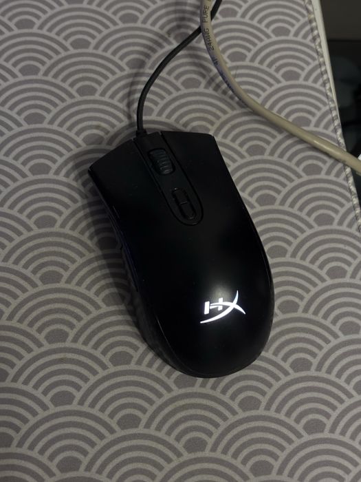 Продаю HyperX Pulsefire Core