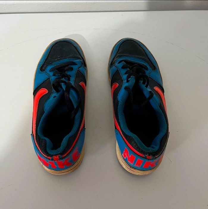 Adidași Nike mărimea 39