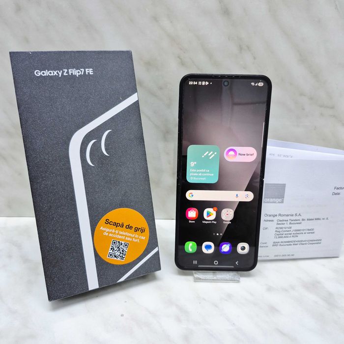 Samsung Galaxy Z Flip7 FE, 8GB RAM, 256GB, 5G, Black Zeus Amanet Militari 35290