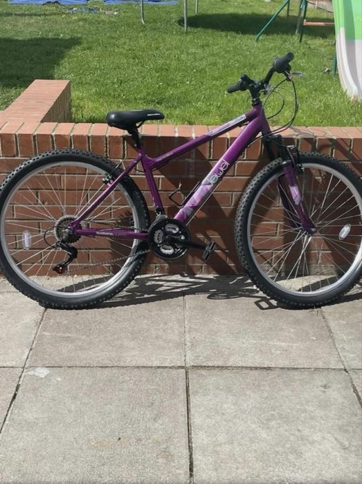 Vand bicicleta pentru femei
