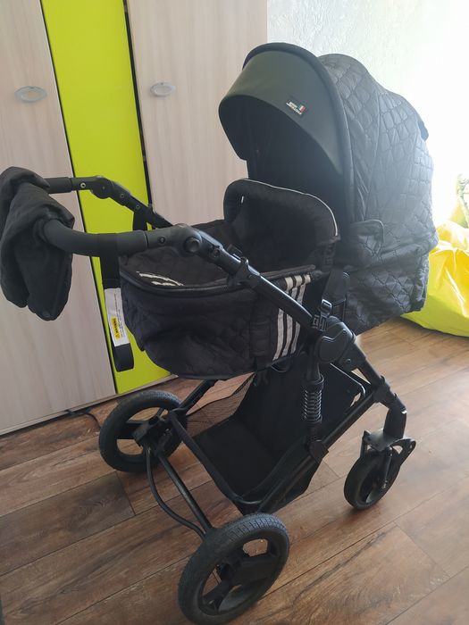 Продам коляску в отличном состоянии