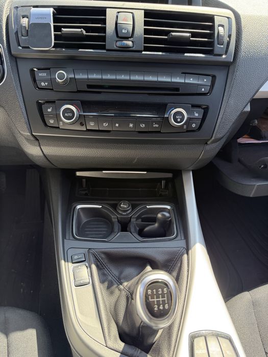 BMW 118i - 111600 км