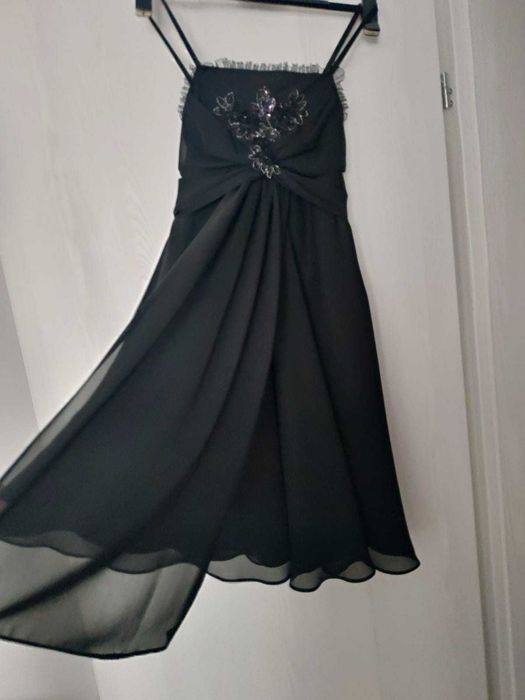 Rochie deosebita pentru o ocazie deosebita