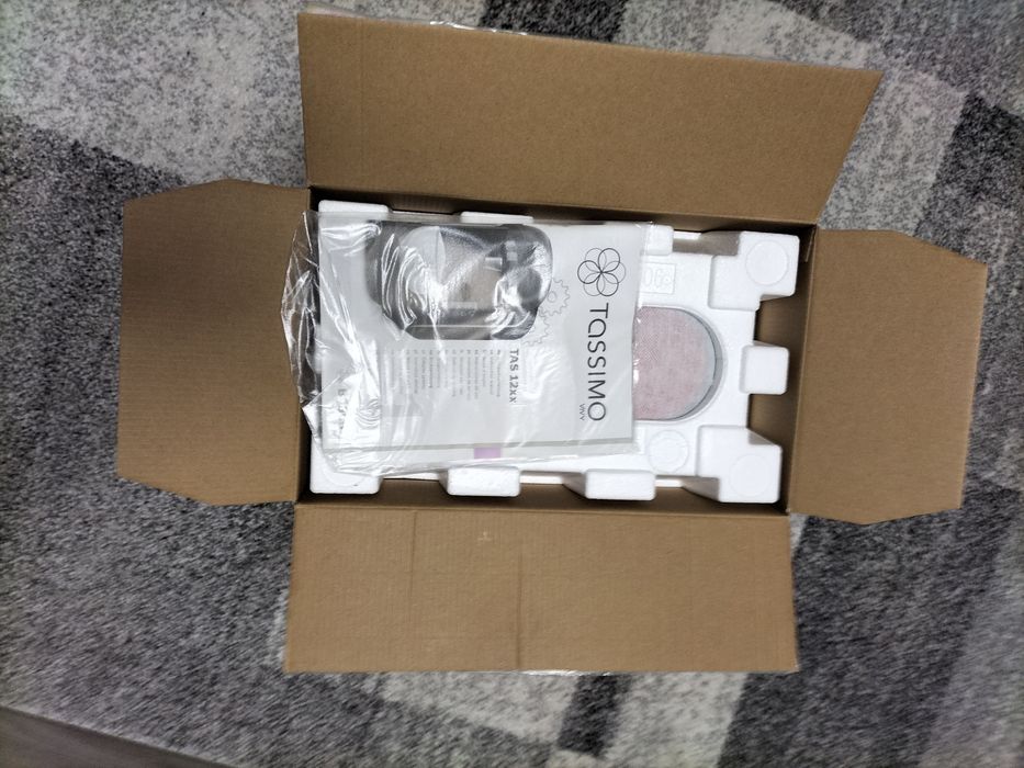 Vând espresor Bosch Tasimo