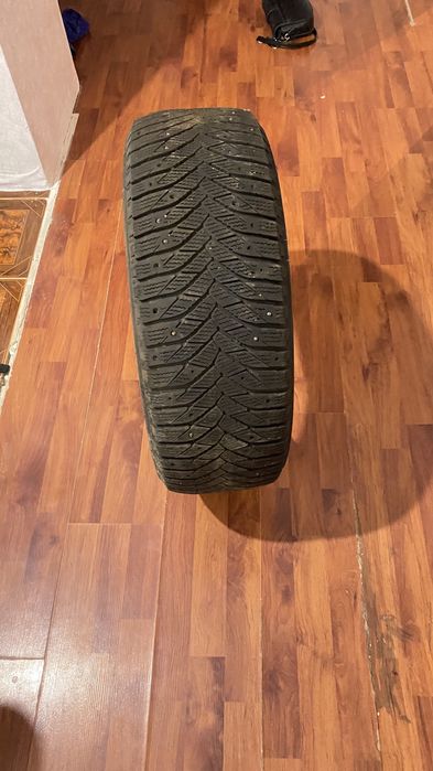 Продаю шины 215/60 r16