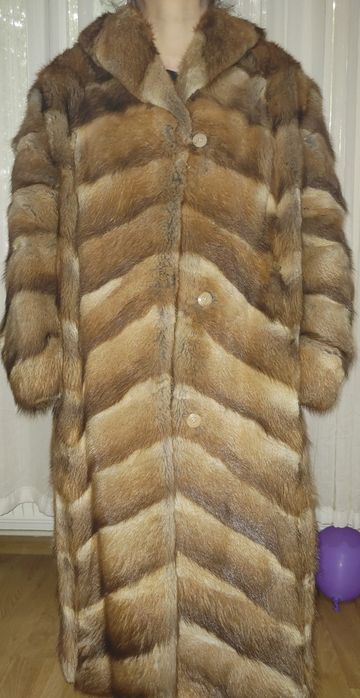 Haina blana nurca / vizon