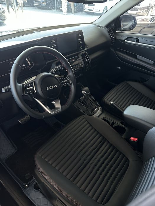 Kia Sonet FULL sotiladi