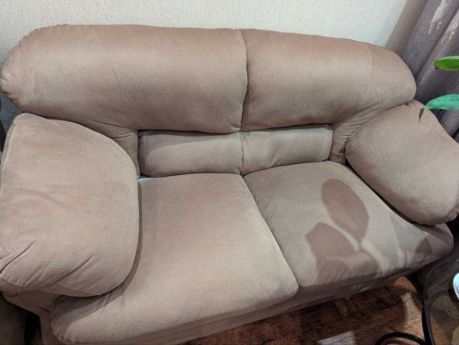 Продам диваны комплект