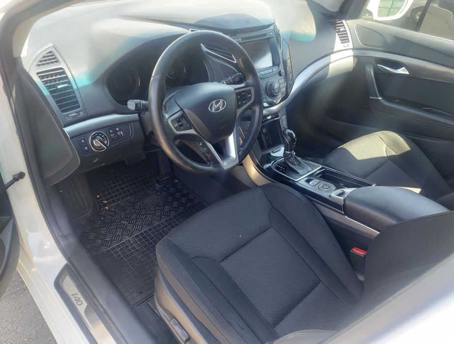 На Части Хюндай И40 Hyundai i40 Автоматик 1.7crdi