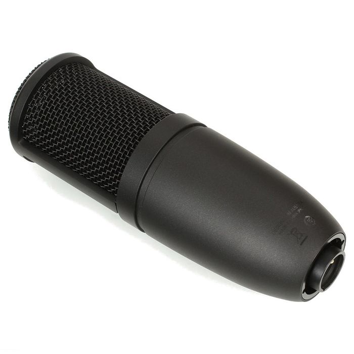 Микрофон XLR AKG P120