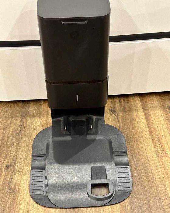 Roomba i3 + Clean Base