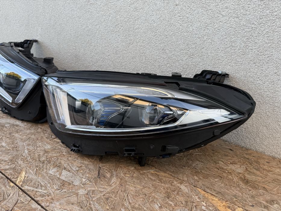 SET Far stanga dreapta Mercedes CLS W257 Full LED MULTIBEAM Originale