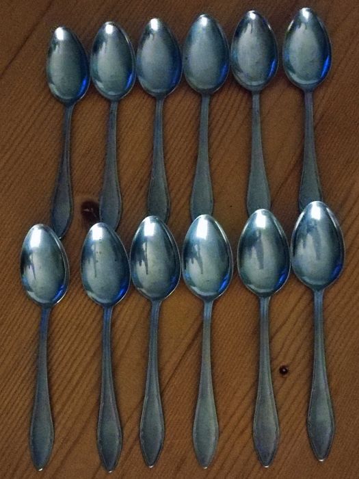 12 броя големи лъжици българско производство от соца