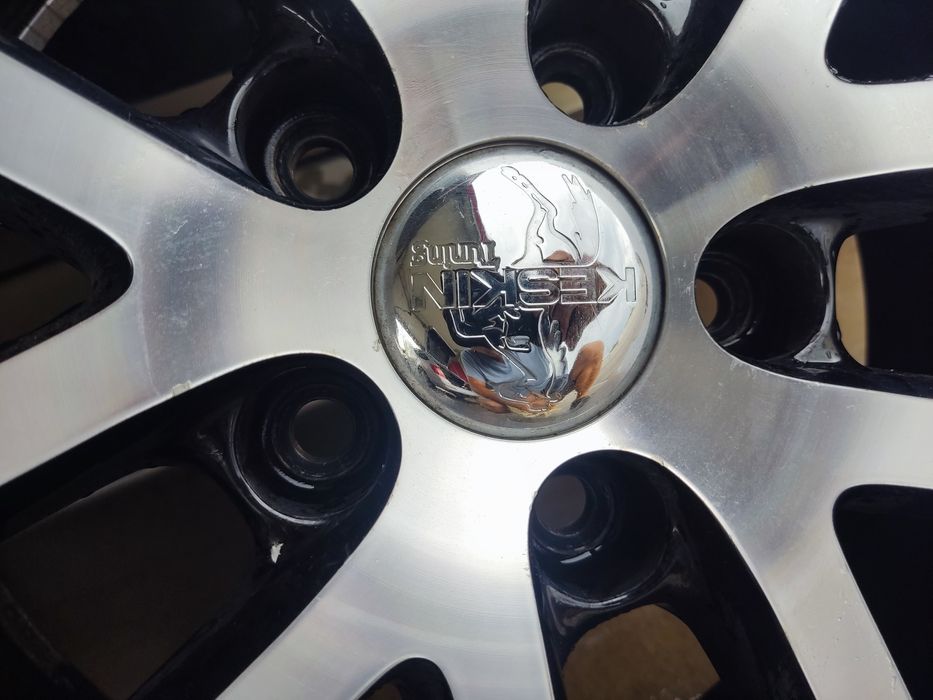 Roți   225/50/18 ; 5×112