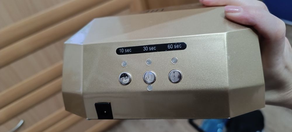 Led  лампа  для ногтей