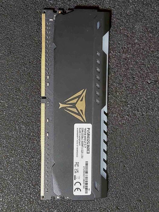 32GB 3600Mhz CL20 - Patriot Viper RGB