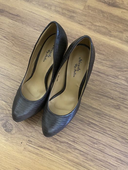 Pantofi dama , culoare maro, mărimea 37