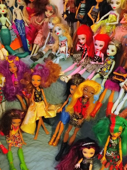 Мостър хай кукли различни