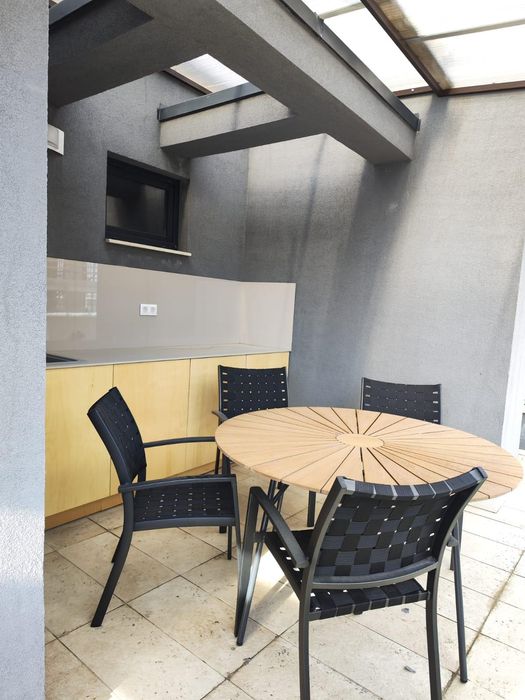 Дава се под наем Тристаен апартамент в София, Кръстова вада - 200 кв.м за 1499 € - Снимка #17